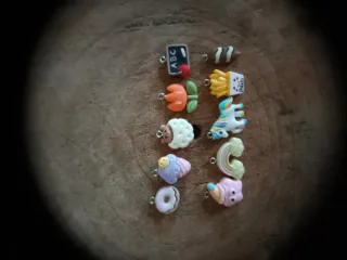 Charms assortiti per bracciali e collane