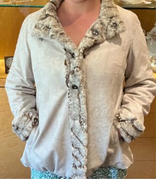 Abrigo Italiano Negro Pelo Sintético