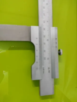 Calibre Vernier 0-300mm