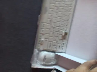 Mini Teclado Inalámbrico Plata y Blanco