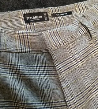Pantalón de vestir gris tobillero