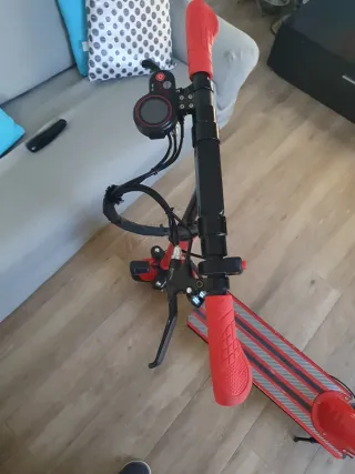 Patinete Eléctrico Rojo - para repuestos