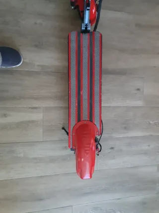 Patinete Eléctrico Rojo - para repuestos