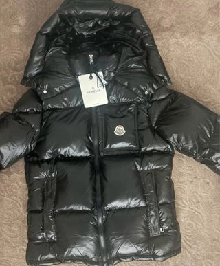 Abrigo Moncler Negro Brillante
