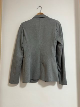 Americana Stradivarius Gris