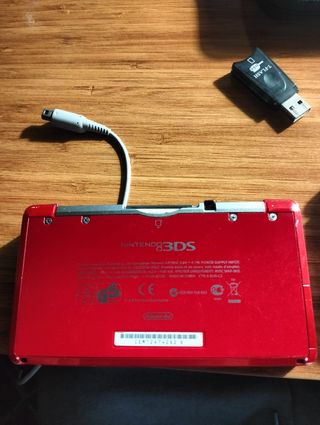 Nintendo 3DS e DSi Rosso e Argento