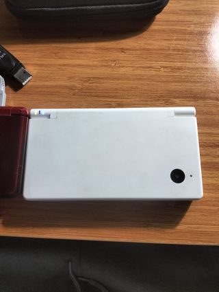 Nintendo 3DS e DSi Rosso e Argento