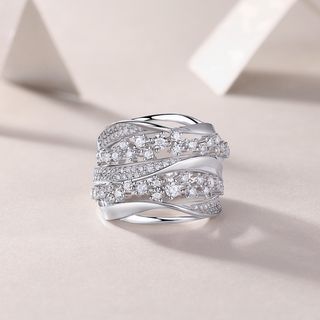 Anillo Plata S925 Moissanita Twisted Radiance