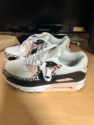 Zapatillas Nike Air Max Leopard Pink White