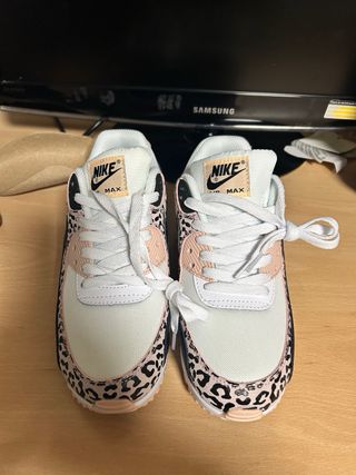 Zapatillas Nike Air Max Leopard Pink White
