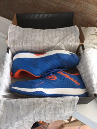 Zapatillas pádel Bullpadel azules