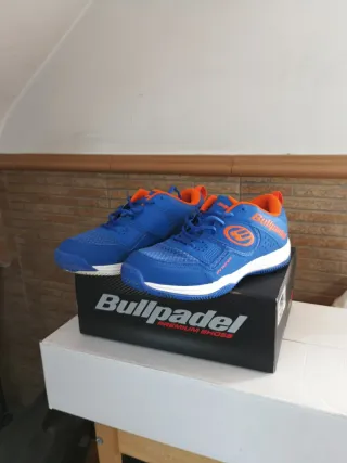 Zapatillas pádel Bullpadel azules