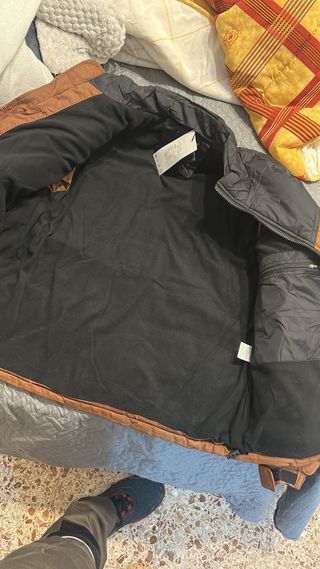 Chaqueta Nike acolchada negra y marrón Talla L