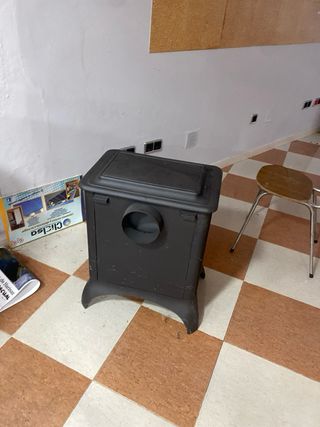 Estufa de leña Invicta Seville Negra