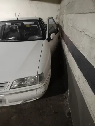 Plaza de garaje para coche pequeño,