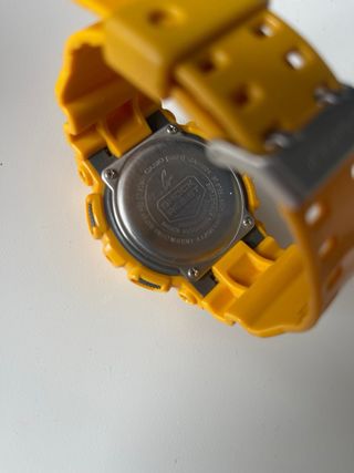 Reloj G-Shock GA-100 Analógico-Digital Amarillo