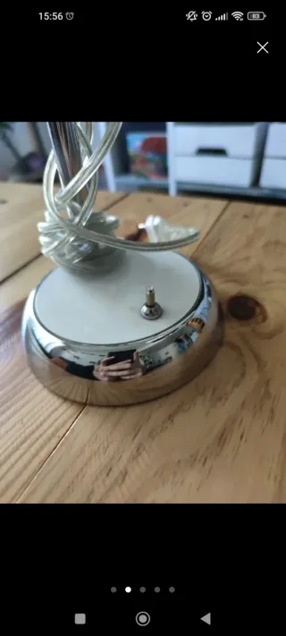 Lámpara de escritorio flexible