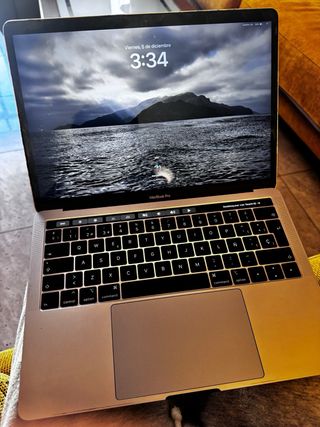 MacBook Pro 2018 Plata/Gris Espacial