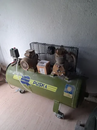 Compresor Puska monofasico 1.30x0.95x0.40