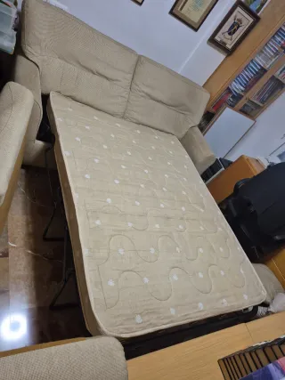 Sofá cama beige de tela