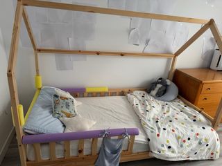 Cama Montessori madera con barreras