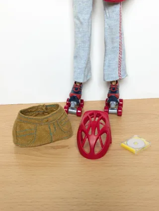 Barbie Cali Girl So Cal Style Lea Roller Skates