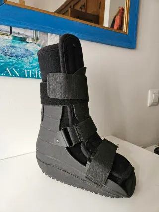 Bota Walker Ortopédica Negra TS