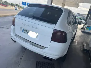 Porsche Cayenne 2004