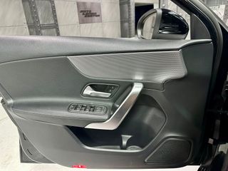 MERCEDES-BENZ Clase A Sedan A 180 d