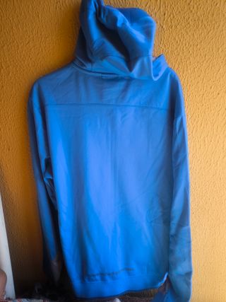 Sudadera del Granada CF en la talla XXL