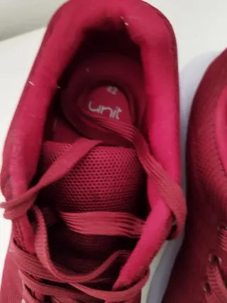 Zapatillas deportivas rojas