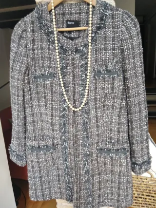 Pantalón con pinzas de lana gris marengo. T.M.