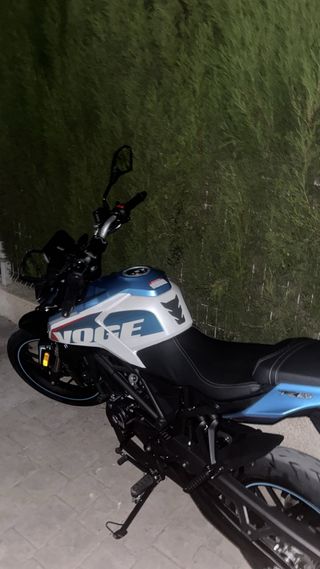 Moto Voge R125 casi nueva 2025