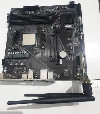 Pack Placa Gigabyte B550M K+Ryzen 5 5600G+Wifi