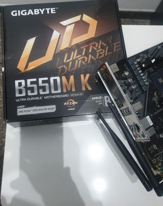 Pack Placa Gigabyte B550M K+Ryzen 5 5600G+Wifi