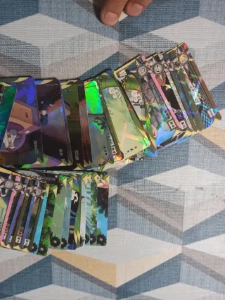 39 Carte Naruto Holo Rare e Super Rare