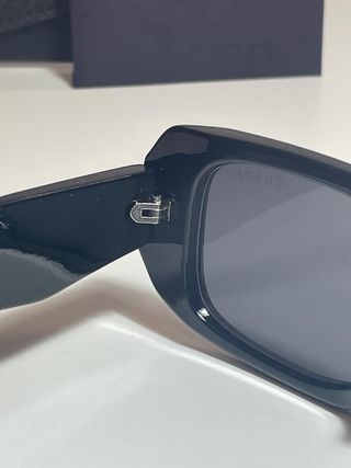 Gafas de sol Prada negras