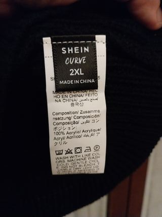 Suéter tirantas color negro