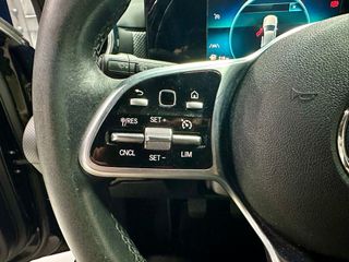 MERCEDES-BENZ Clase A Sedan A 180 d