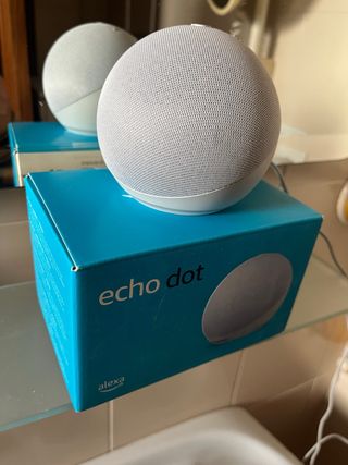 Amazon Echo Dot (4ª Gen) Gris