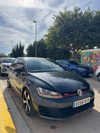 Volkswagen Golf 2014