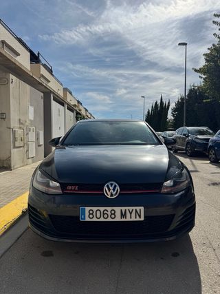 Volkswagen Golf 2014