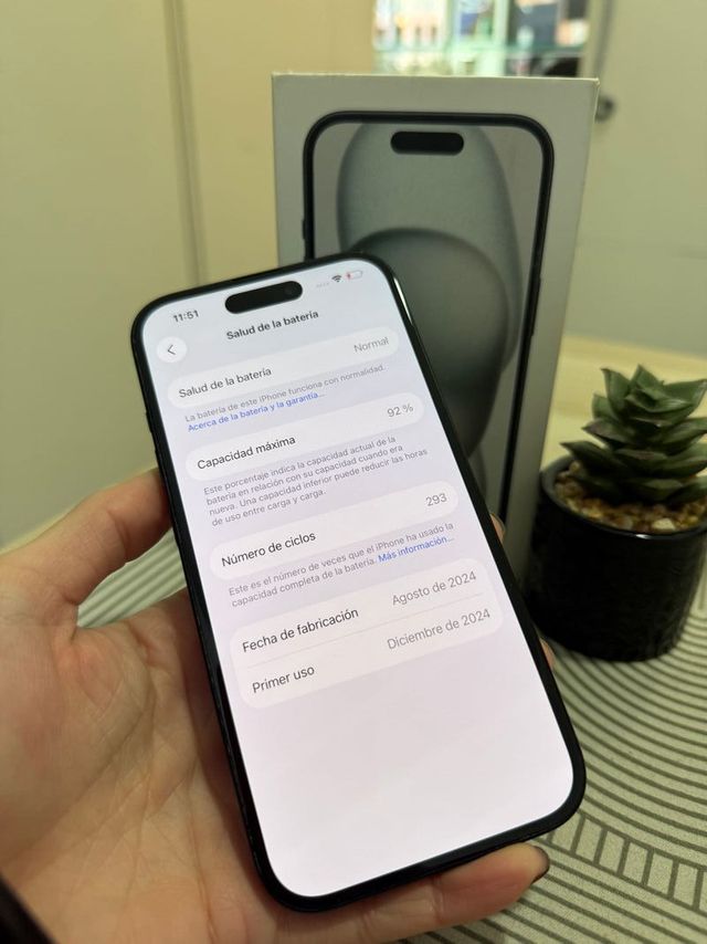 iPhone 15 128gb SEMI NUEVO
