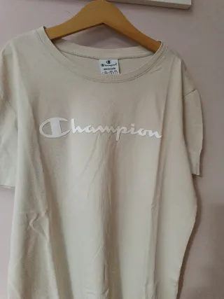 Camiseta Champion chico Talla M beige