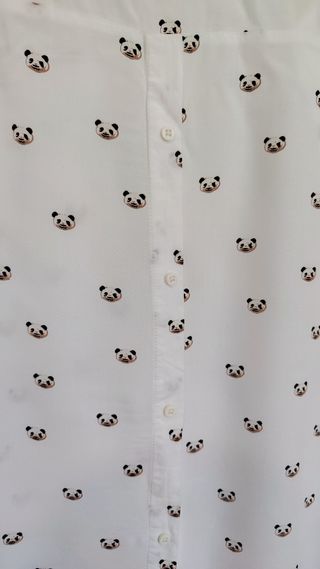 Blusa Bershka Estampado Panda Talla L