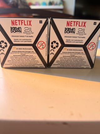 Dos Cajas Stranger Things Heroes Sorpresa