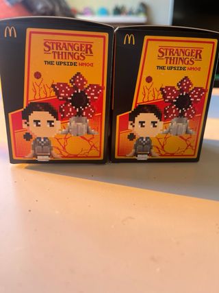 Dos Cajas Stranger Things Heroes Sorpresa