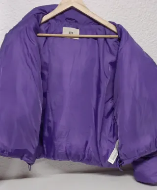 Chaqueta acolchada Stradivarius Morado Talla L