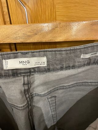 Pantalón vaquero gris Mango Talla L