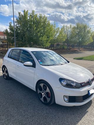 Volkswagen Golf GTI 2010 211CV 2.0TSI MANUAL